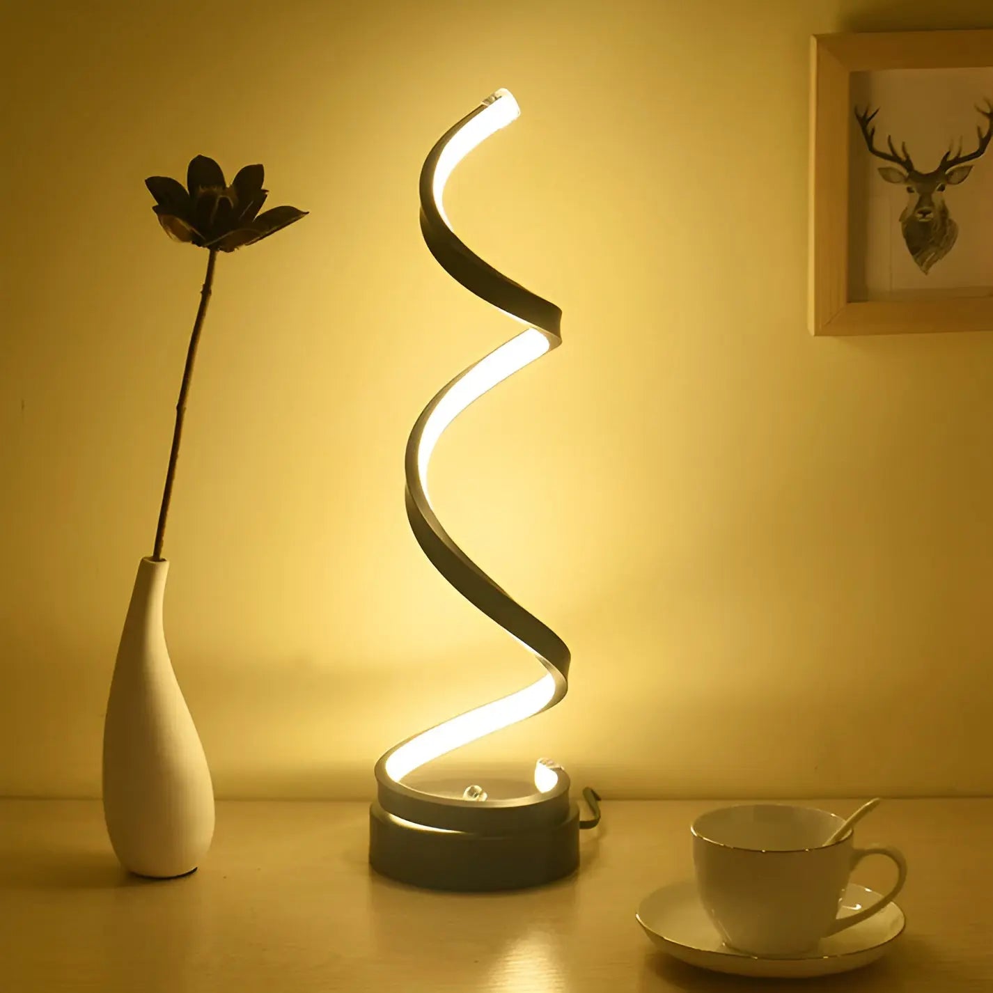 Elegante Spiral Glow LED Bureaulamp – Energiezuinig, Duurzaam & Oogvriendelijk Design